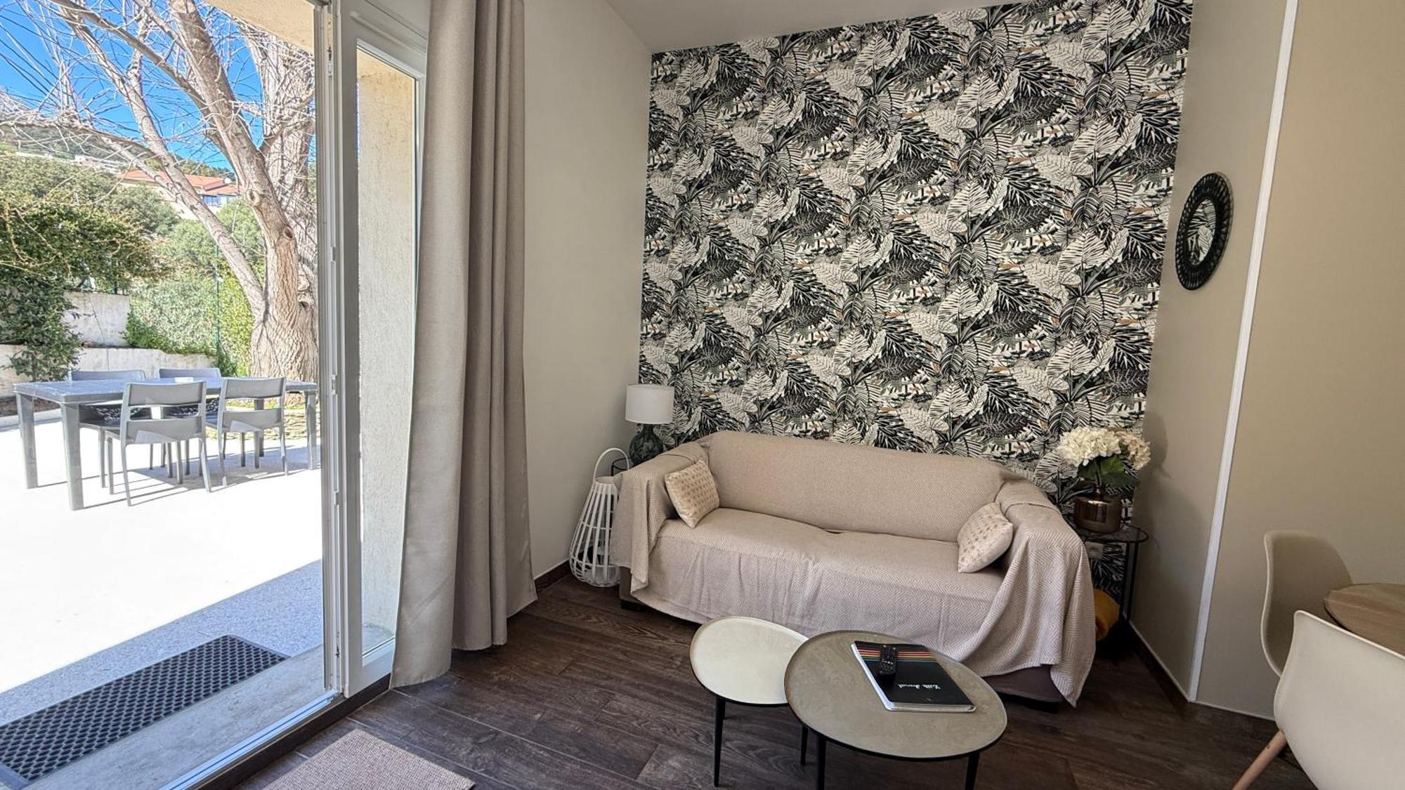 A Casa Corbaia Appartement 40 M2, Jardin Prive, Parking, Proche Centre Ville Et Mer Apartment 40 M2, Private Garden Parking Near Town Center And Sea Port And Airport باستيا المظهر الخارجي الصورة